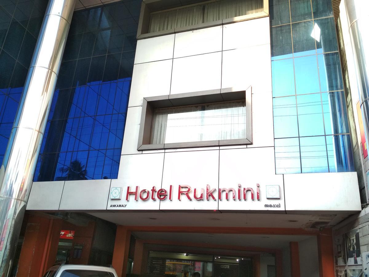 Hotel Rukmini Alwaye Exterior foto